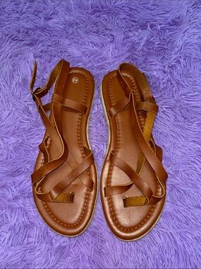SHEIN Brown Strappy Flat Sandals